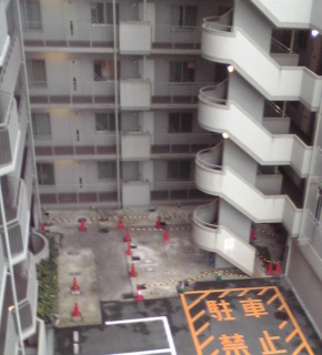 工事中。