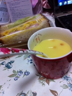 朝ごはんは