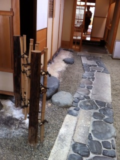 四階の