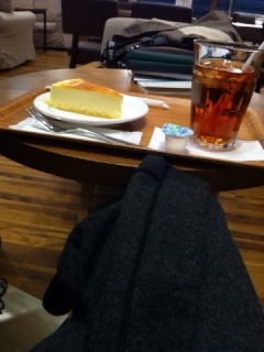 とうひこう
