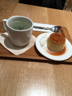 明日は