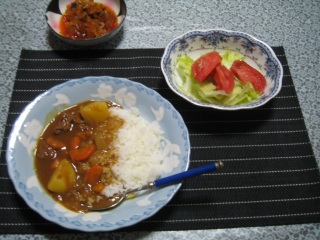 晩飯担当。